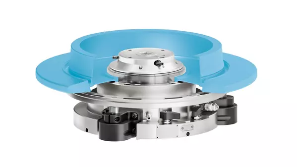 Hydraulic expansion arbor, bladed disks