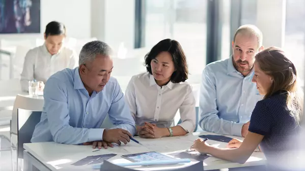 Senior Specialist Corporate Communications (m/f/d)