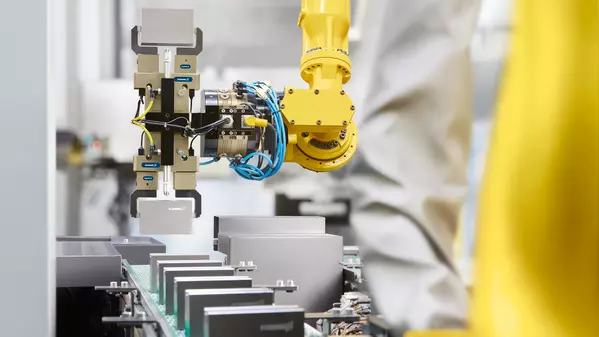 Application image Doublegripper PGN-plus-P