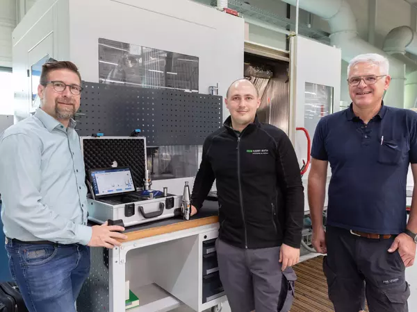 Peoplepicture iTENDO - Harry Roth + SCHUNK