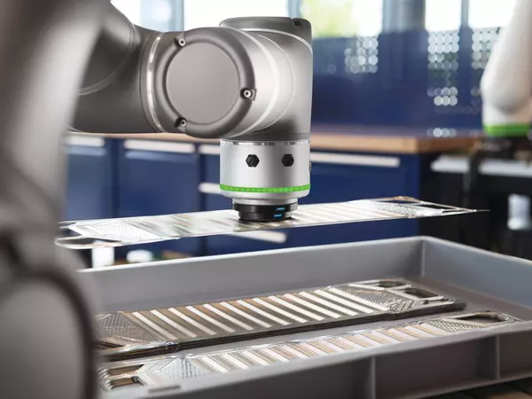 ADHESO application image