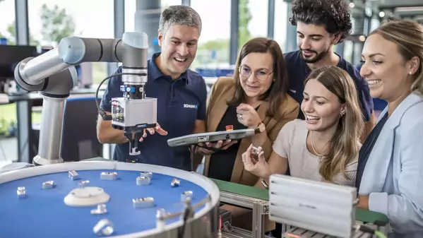 SCHUNK – Working at SCHUNK
