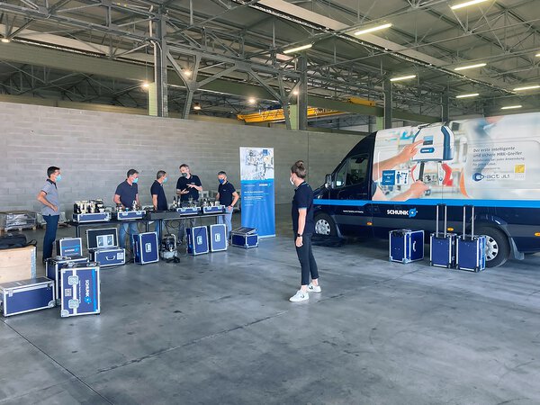 SCHUNK Roadshow we present on site at your company
