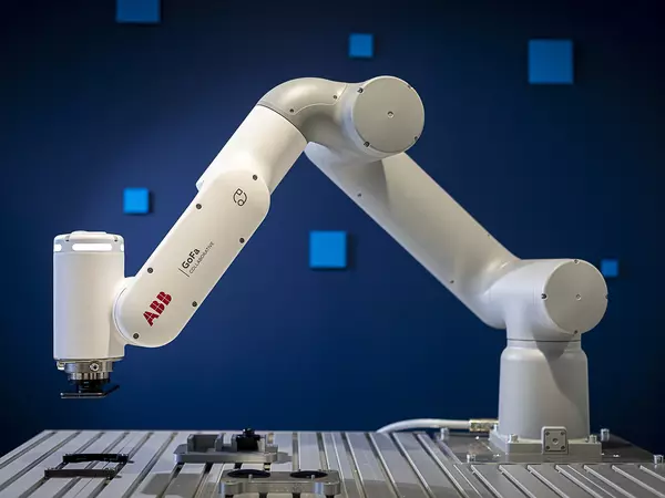 Pinza adhesiva ADHESO de SCHUNK y robot colaborativo GoFA™ de ABB